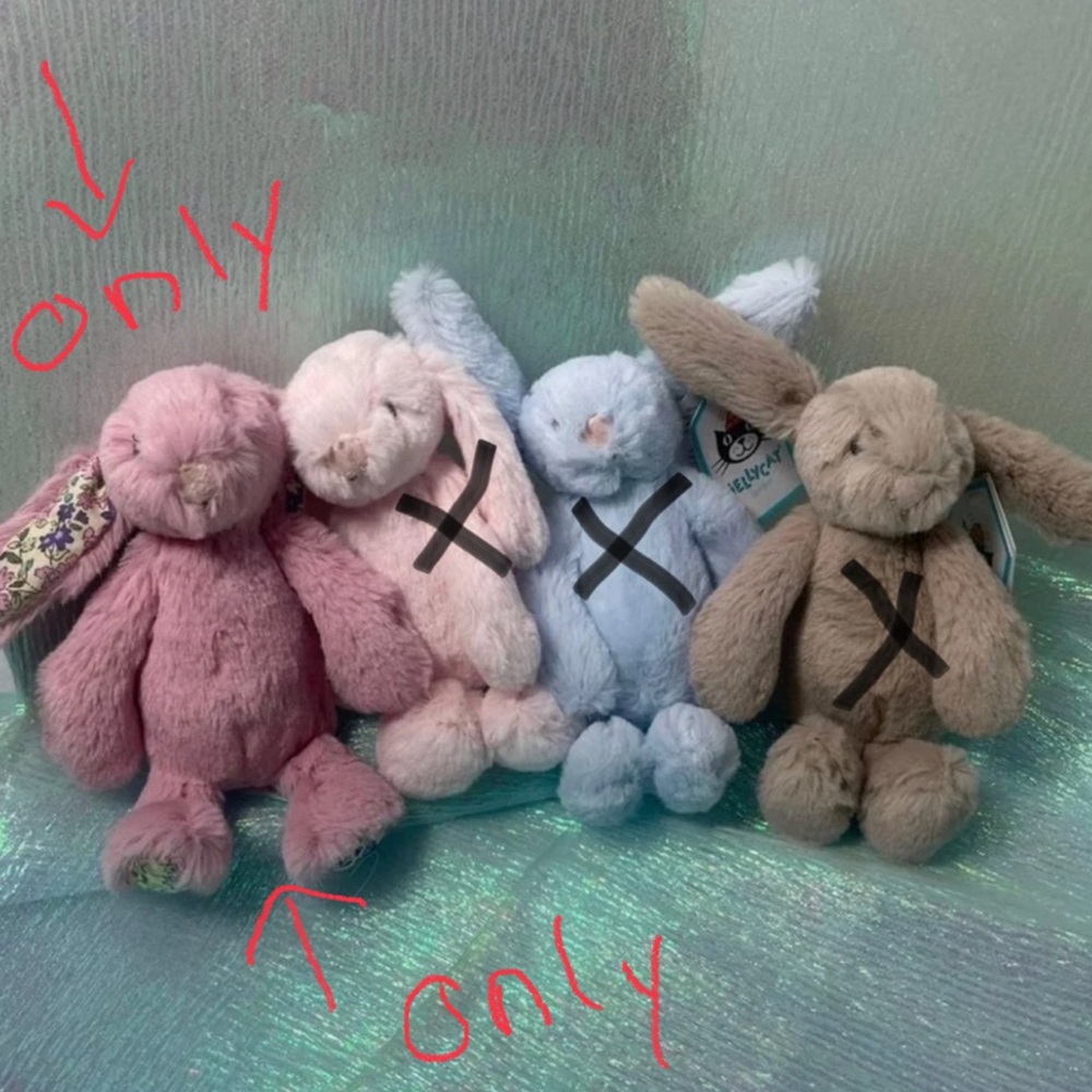 1 single Tulip blossom BNWT Jellycat Bashful Bunny DUSTY PINK ONLY, far left - Picture 4 of 5